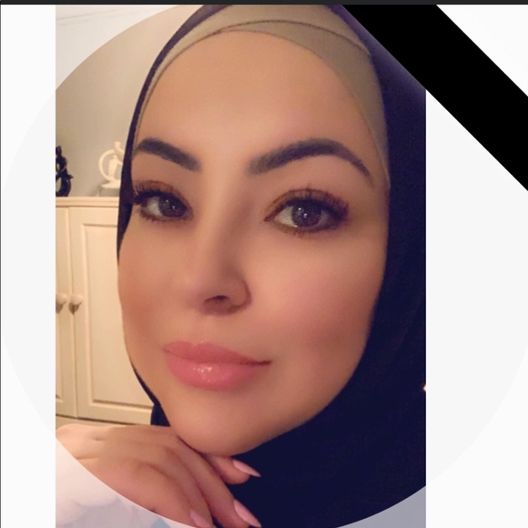 Meet your Posher, Zayneb - Picture 1 of 1